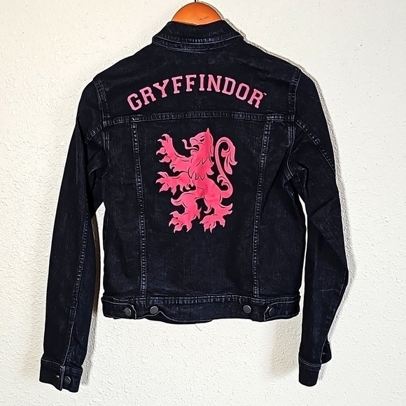 HARRY Potter Gryffindor Denim Jacket. - Picture 1 of 6